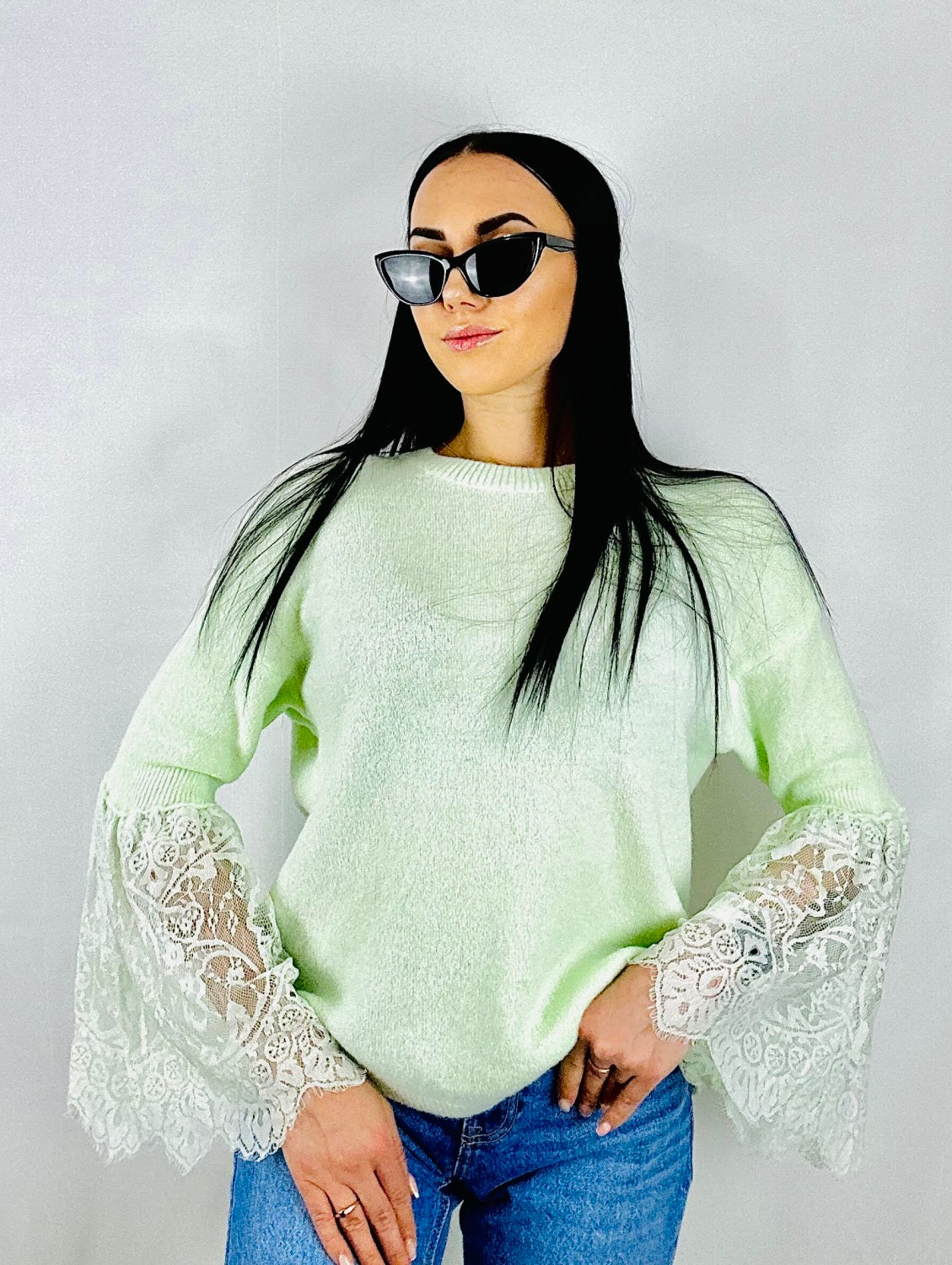 ĻOTI MĪKSTS ALPAKAS DŽEMPERIS AR MEŽĢĪŅU PIEDURKNĒM - MINT