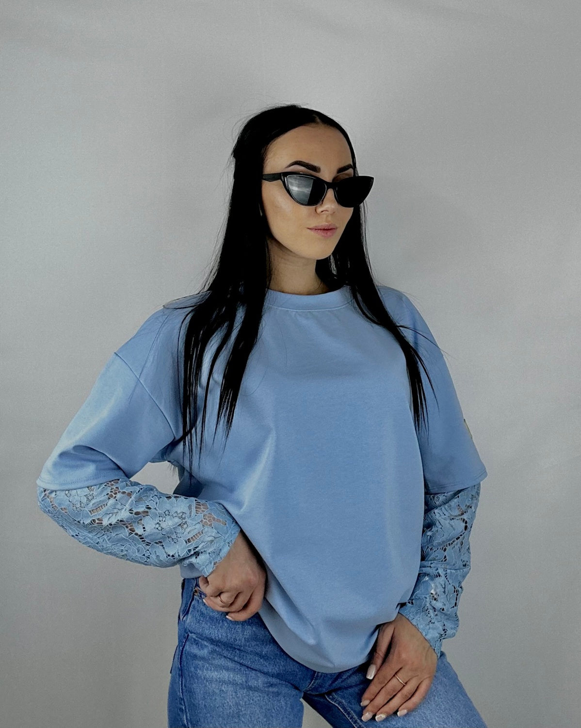 T-KREKLS AR MEŽĢĪŅU PIEDURKNĒM - ZILS