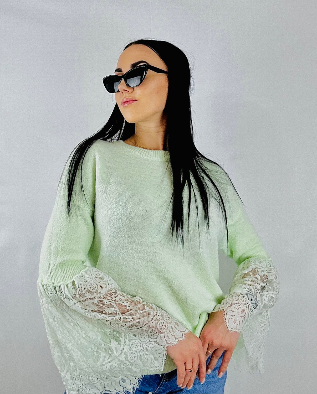 ĻOTI MĪKSTS ALPAKAS DŽEMPERIS AR MEŽĢĪŅU PIEDURKNĒM - MINT